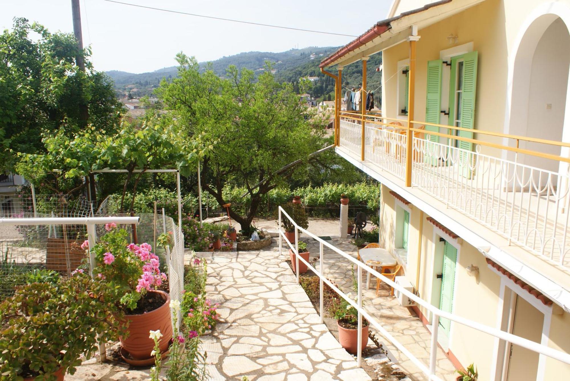 Oneiro House Apartment Kassiopi Bagian luar foto