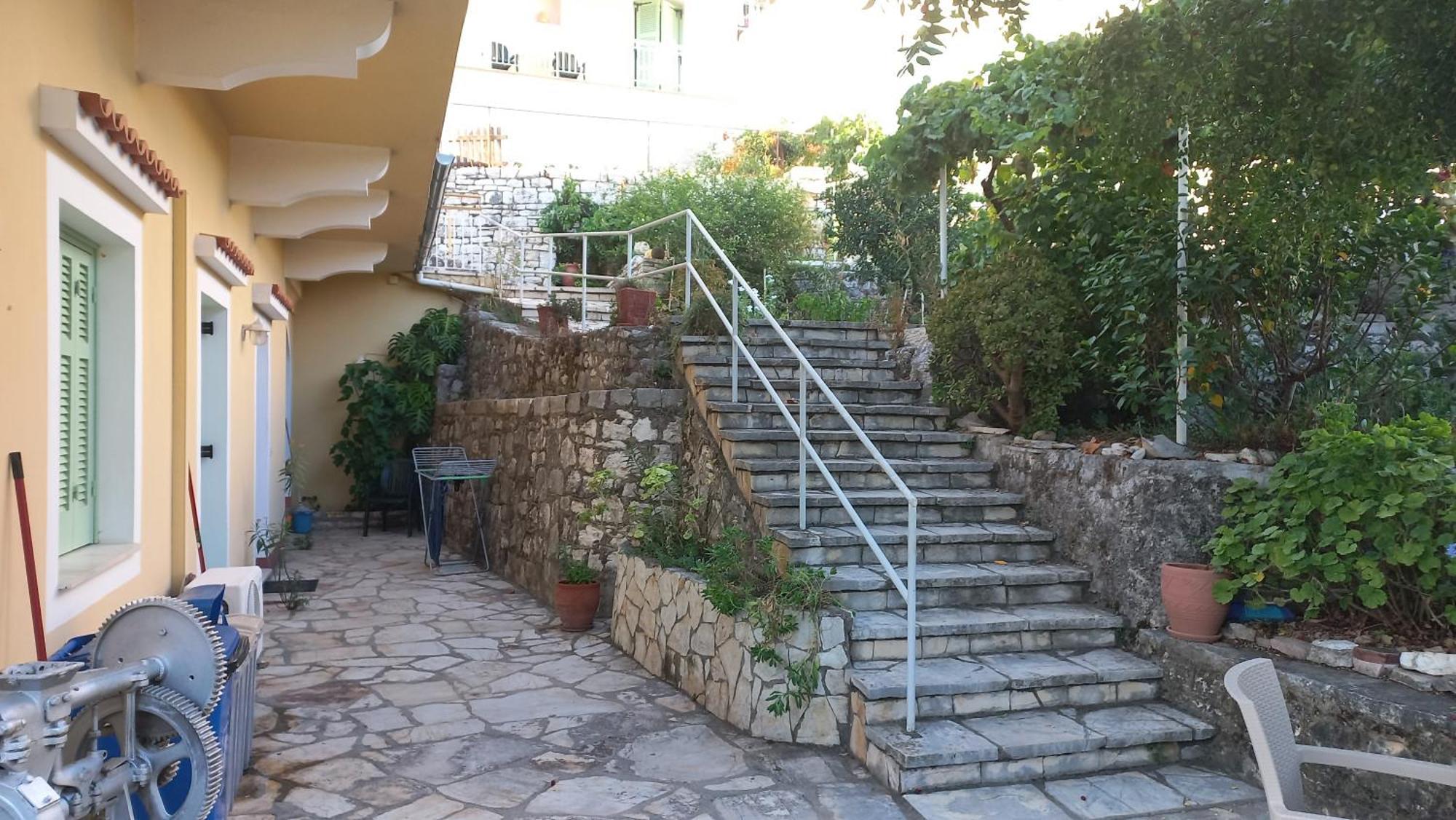Oneiro House Apartment Kassiopi Bagian luar foto